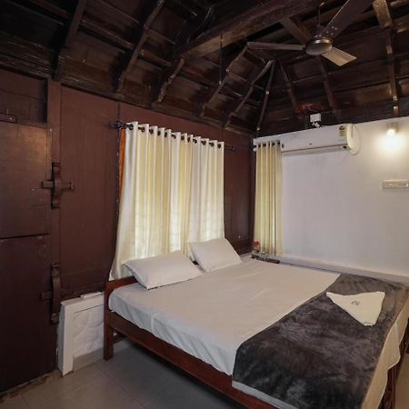 Cocozone Stays Alappuzha Εξωτερικό φωτογραφία